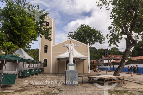Pequena Capela de Santo Antônio na Vila de Cumuruxatiba - Prado - Bahia (BA) - Brasil