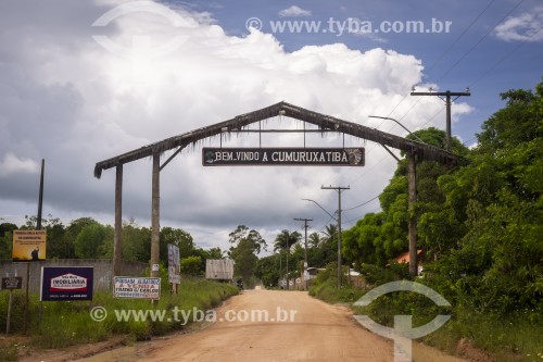 Portal de boas vindas na Vila de Cumuruxatiba - Prado - Bahia (BA) - Brasil