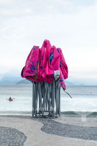 Tenda articulada no calçadão da Praia de Copacabana - Rio de Janeiro - Rio de Janeiro (RJ) - Brasil