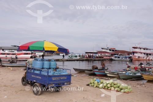 Comércio no Porto de Tefé - Tefé - Amazonas (AM) - Brasil
