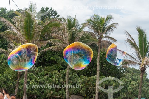 Bolhas de sabão em dia de lazer no Arpoador - Rio de Janeiro - Rio de Janeiro (RJ) - Brasil