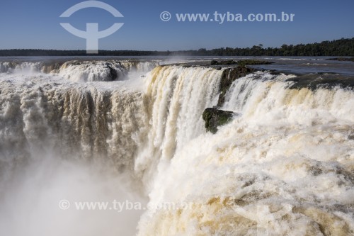 Cachoeiras no Parque Nacional do Iguaçu - Fronteira entre Brasil e Argentina - Foz do Iguaçu - Paraná (PR) - Brasil