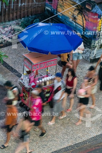 Banhistas saindo da Praia do Arpoador - Rio de Janeiro - Rio de Janeiro (RJ) - Brasil