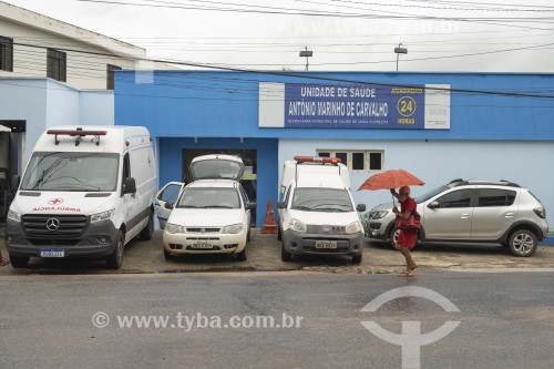 Ambulâncias na frente da Unidade de Saúde Antônio Marinho de Carvalho - Nísia Floresta - Rio Grande do Norte (RN) - Brasil