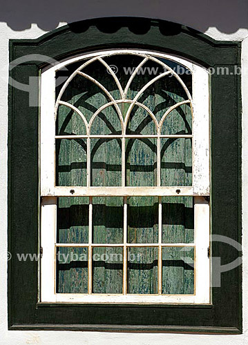  Window detail - Brazilian Colonial style 