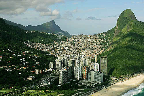  Rocinha slum in the center with 