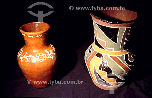  Craftwork - Two pots of Terena and Kadiweu ceramics - Mato Grosso do Sul state - Brazil 