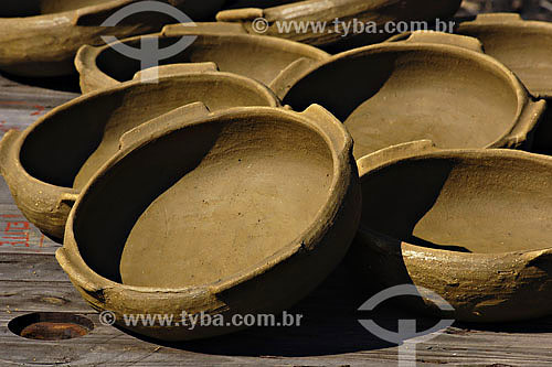  Ceramic pots - Vitoria city - Espirito Santo state - Brazil - June/2007 