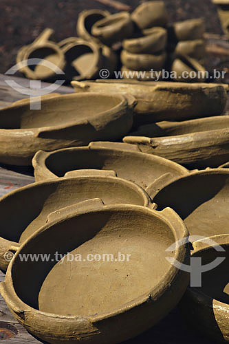  Ceramic pots - Vitoria city - Espirito Santo state - Brazil - June/2007 