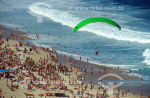  Paraglider flying over Ipanema beach - Rio de Janeiro city south zone - Rio de Janeiro state - Brazil 