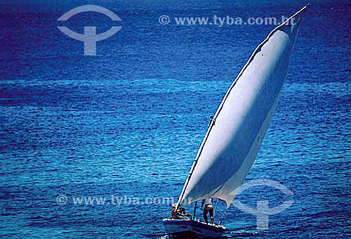 Sailing 