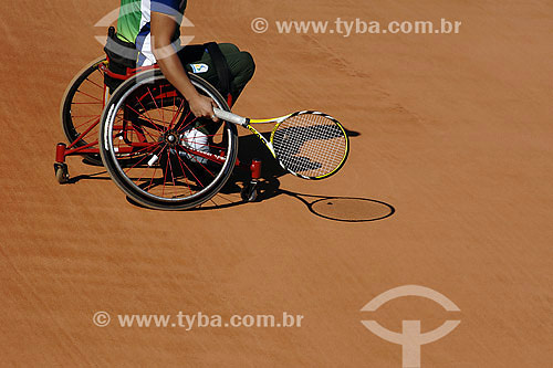  Tennis on wheelchair 