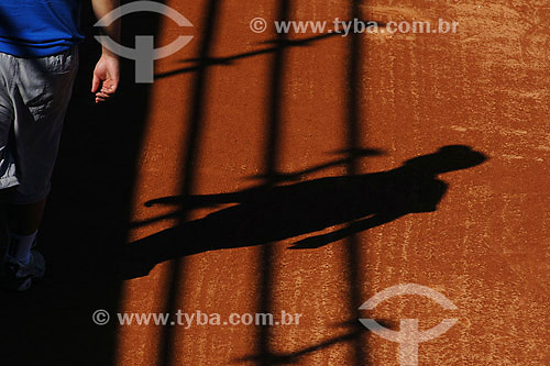  Shadow of man 