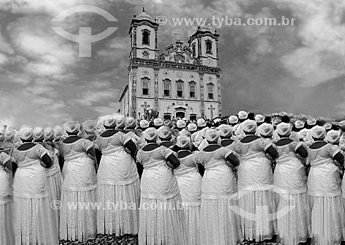  Baianas in front of Igreja do Nosso Senhor do Bonfim Church in the party in honor of Nosso Senhor do Bonfim - Afro-Brasilian religion) - Salvador - Bahia state - Brazil 