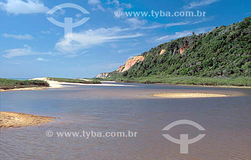  Taípe Beach - Lagoon on a river near to Trancoso - Porto Seguro (1) - south coast of Bahia state - Brazil    (1) The Costa do Descobrimento (Discovery Coast site, Atlantic Forest Reserve) is a UNESCO World Heritage Site since 12-01-1999 and includes 