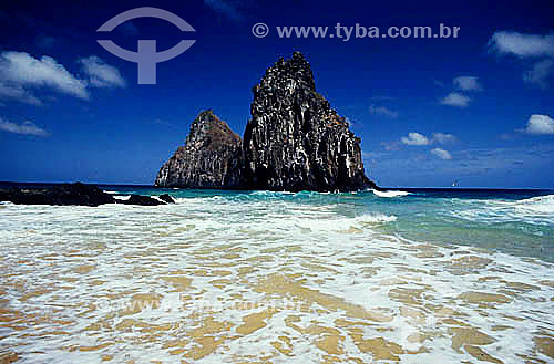  Fernando de Noronha Island* - Pernambuco state - Brazil  * The archipelago Fernando de Noronha is a UNESCO World Heritage Site since 12-16-2001. 