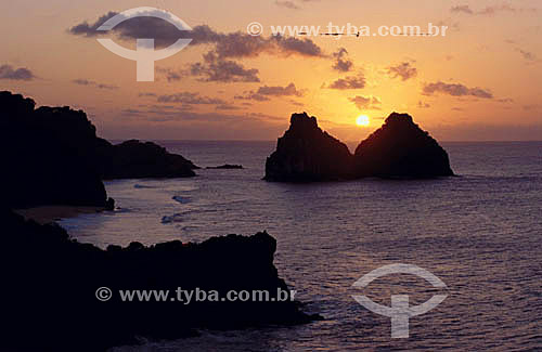  Fernando de Noronha Island* - Pernambuco state - Brazil  * The archipelago Fernando de Noronha is a UNESCO World Heritage Site since 12-16-2001. 