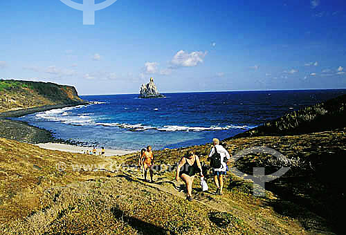  People walking on the trail to Atalaia Beach - Fernando de Noronha Island * - Pernambuco state - Brazil  * The archipelago Fernando de Noronha is a UNESCO World Heritage Site since 16-12-2001. 