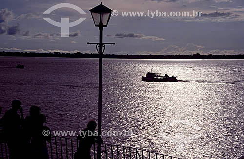  Silhouette of a boat and a light post - Guama River - Belem city - Para state - Brazil 