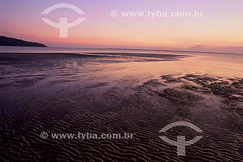  Wet sand at sunset - 