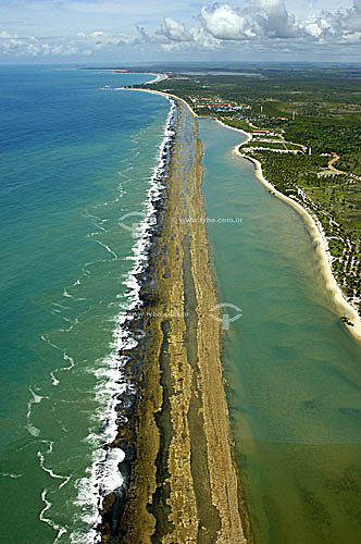  Gamboa beach and 
