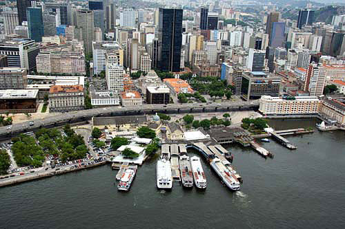  Aerial view of the ferrys port (Porto das Barcas) and the 