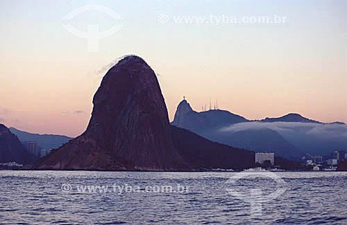  Sugar Loaf Mountain* seen from Guanabara Bay - Rio de  Janeiro city - Rio de Janeiro state - Brazil  * Commonly called Sugar Loaf Mountain, the entire rock formation also includes Urca Mountain and Sugar Loaf itself (the taller of the two). This who 