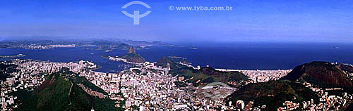  Overlook of the buildings of the neighborhoods of Copacabana, Botafogo, Flamengo and Gloria,  with Sugar Loaf Mountain*, the entrance to Guanabara Bay, and the city of Niteroi in the background - Rio de Janeiro city - Rio de Janeiro state - Brazil 
