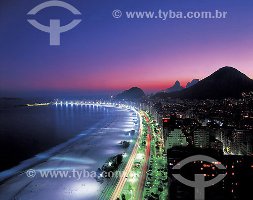  Copacabana beach with sunset on the background - Rio de Janeiro city - Rio de Janeiro state 