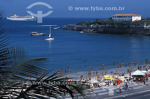  Copacabana Beach with Copacabana Fort, sail boats and a cruise ship in the background - Rio de Janeiro city - Riode Janeiro state - Brazil 