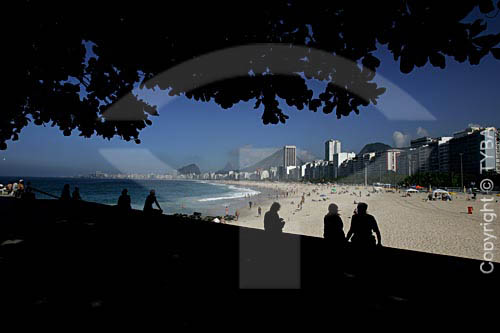  Copacabana Beach seen as from the Caminho dos Pescadores (Fisherman Path) - Leme  - Rio de Janeiro city - Rio de Janeiro state (RJ) - Brazil
