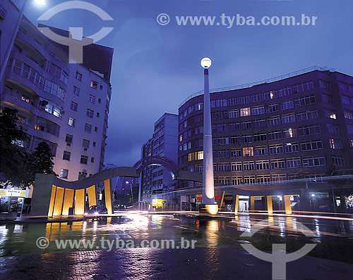 Obelisk of Bar Vinte, Ipanema neighbourhood, founded in july 1996 - Rio de Janeiro city - Rio de Janeiro state - Brazil 