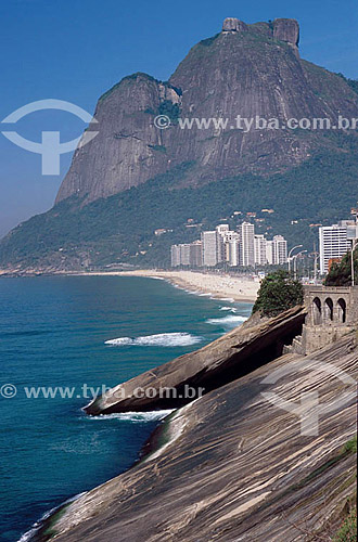  Sao Conrado Beach with the Rock of Gavea* in the backround - Rio de Janeiro city - Rio de Janeiro state - Brazil  * The Rock of Gavea is a National Historic Site since 08-08-1973. 