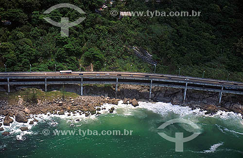  Aerial view of Joa viaduct between Barra da Tijuca Neighborhood and Sao Conrado neighborhood - Rio de Janeiro city - Rio de Janeiro state - Brazil 