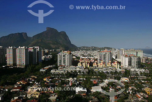  View of Barra da Tijuca neighbourhood with Gavea Stone on the background  - Rio de Janeiro city - Rio de Janeiro state (RJ) - Brazil