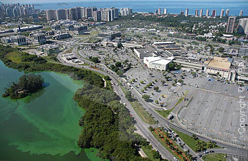  Aerial view of Barra da Tijuca neighbourhood, showing the buildings and the Barra Shopping to the left - Rio de Janeiro city - Rio de Janeiro state - Brazil 