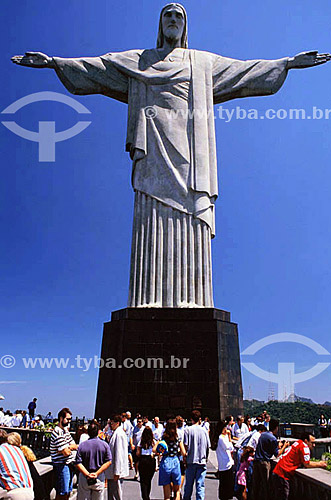  Tourists at  Christ the Redeemer statue - Rio de Janeiro city - Rio de Janeiro state - Brazil 