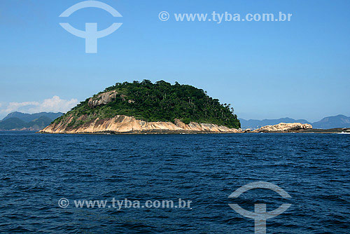  Island in fron of Sugar Loaf - Rio de Janeiro city - Rio de Janeiro state - Brazil 