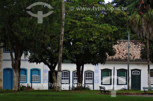  Small square in Paraty city - Green Coast - Rio de Janeiro - Brazil - December 2006 