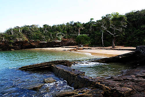  Rocks in the foreground and the Azedinha Beach in the background - Buzios city - Lakes Region - Rio de Janeiro state north coast - Brazil - October 2005 