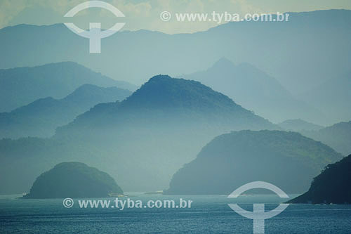  Landscape on Ubatuba region coastline - Sao Paulo state - Brazil - april 2007 