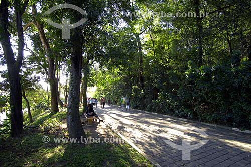  People walking in 