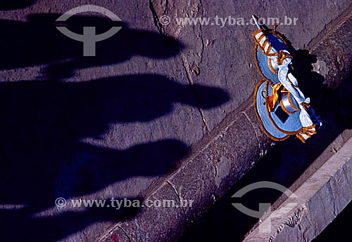 Silhouette of people and a part of carnival costume over the floor - Rio de Janeiro city - Rio de Janeiro state - Brazil 