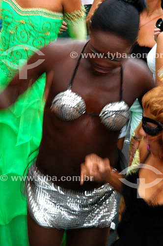  Reveller during the Ipanema`s Band parade - Ipanema neighbourhood - Carnival 2005 - Rio de Janeiro city - Rio de Janeiro state - Brazil 