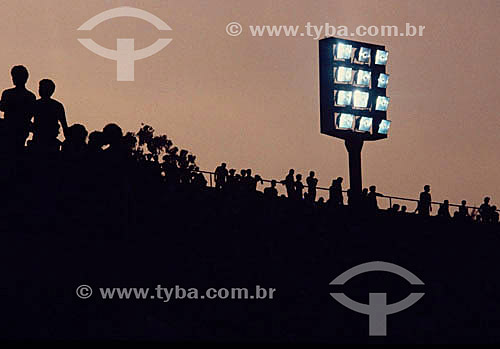  Silhouette of people during the carnival at the Sambódromo - Rio De Janeiro - Rio de Janeiro city - Rio de Janeiro state - Brazil 