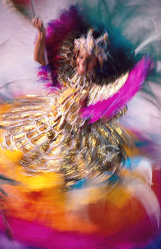  Porta-bandeira (flag carrier) in the parade of the Mangueira Samba School during Carnival 2003 at Marques de Sapucai - Sambodromo - Rio de Janeiro city - Rio de Janeiro state - Brazil 