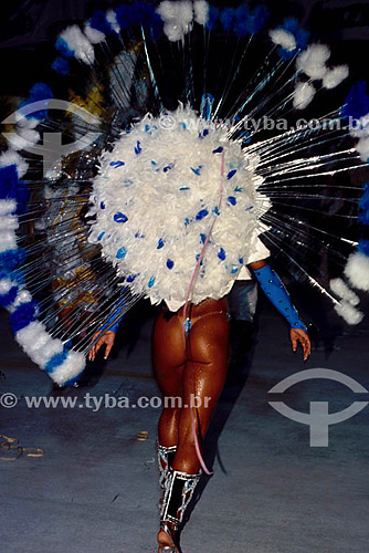  Destaque dancing during the Carnival parade in Rio de Janeiro city - Rio de Janeiro state - Brazil 