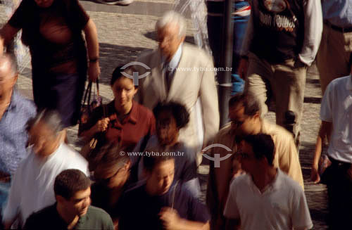  People on the sidewalk of Rio Branco Avenue - Rio de Janeiro city - Rio de Janeiro state - Brazil 
