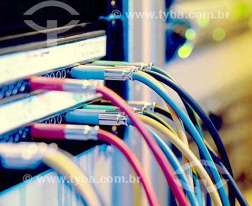  Cables - Studio for music recording 
