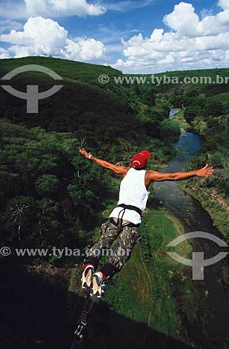  Extreme sports - Man bungee jumping over Sao Domingos bridge - SE - Brazil 